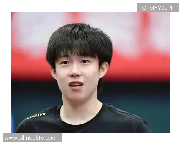 小帅在足球界崭露头角成为明星的成长故事与奋斗历程